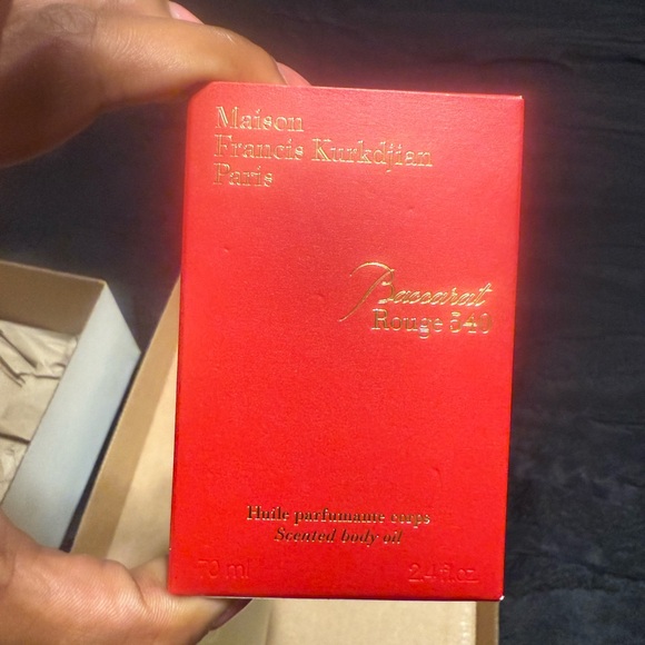 Maison Baccarat Rouge 540 body oil